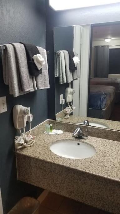 Osu 2 Queen Beds Hotel Room 230 Wi-Fi スティルウォーター エクステリア 写真
