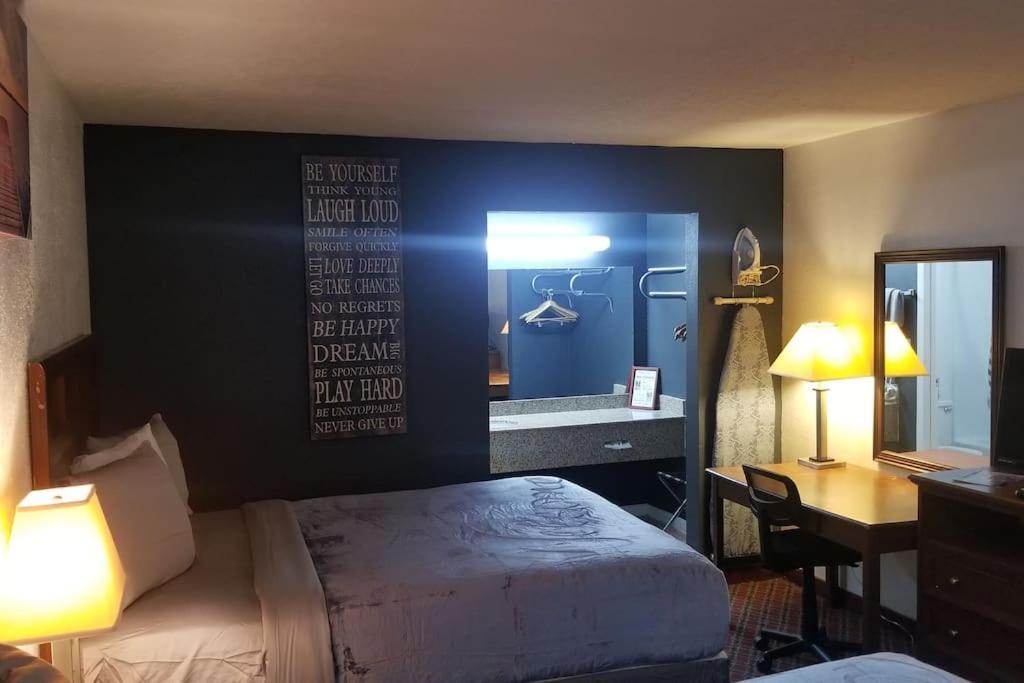 Osu 2 Queen Beds Hotel Room 230 Wi-Fi スティルウォーター エクステリア 写真
